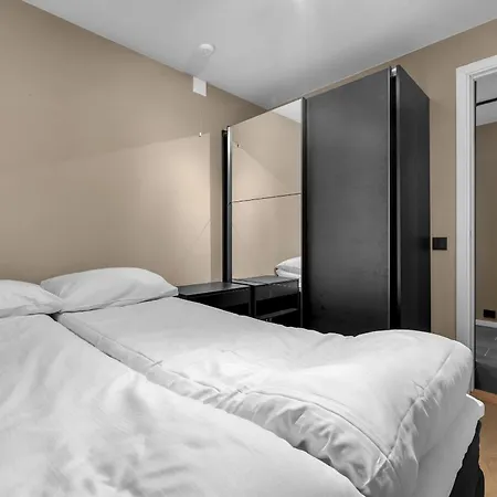 The Mountain View Apartment *