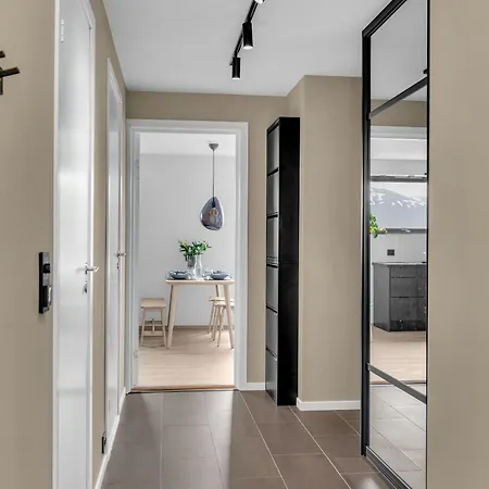 The Mountain View * Tromsø