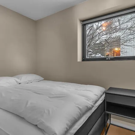 The Mountain View Apartment